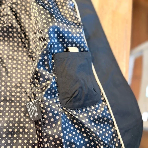 Jones New York Hooded Black Raincoat with Polka Dot Lining - Picture 4 of 5